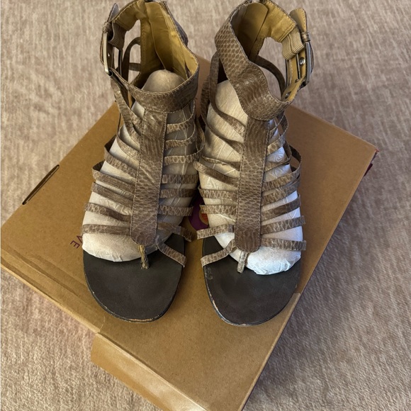 LOFT Shoes - Loft Stylish Brown Gladiator Sandals